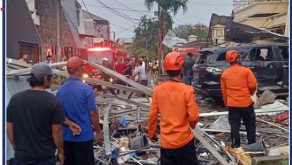 Kebakaran Warteg di Jakut Merambat ke Gudang